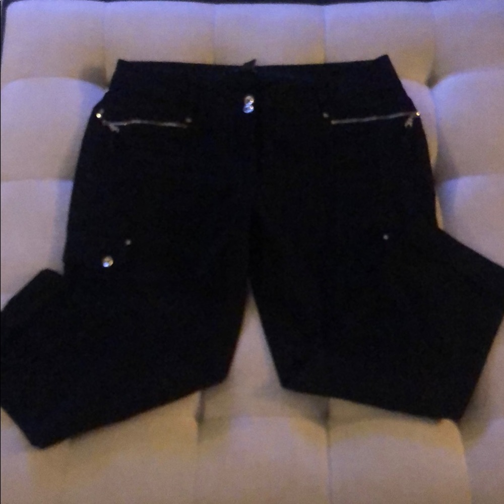 White House Black Market Black Capri Pants